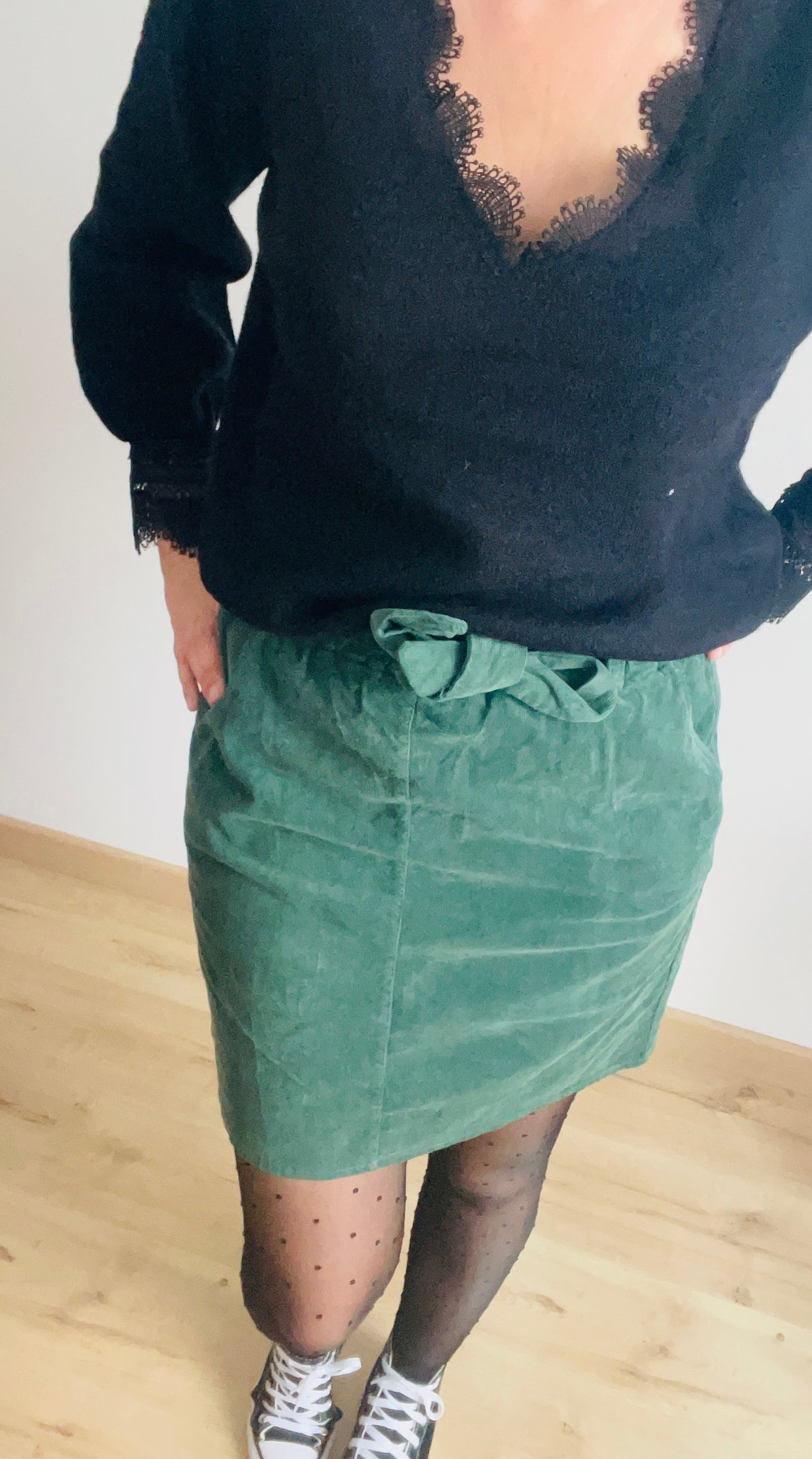 Jupe verte velours HINDI