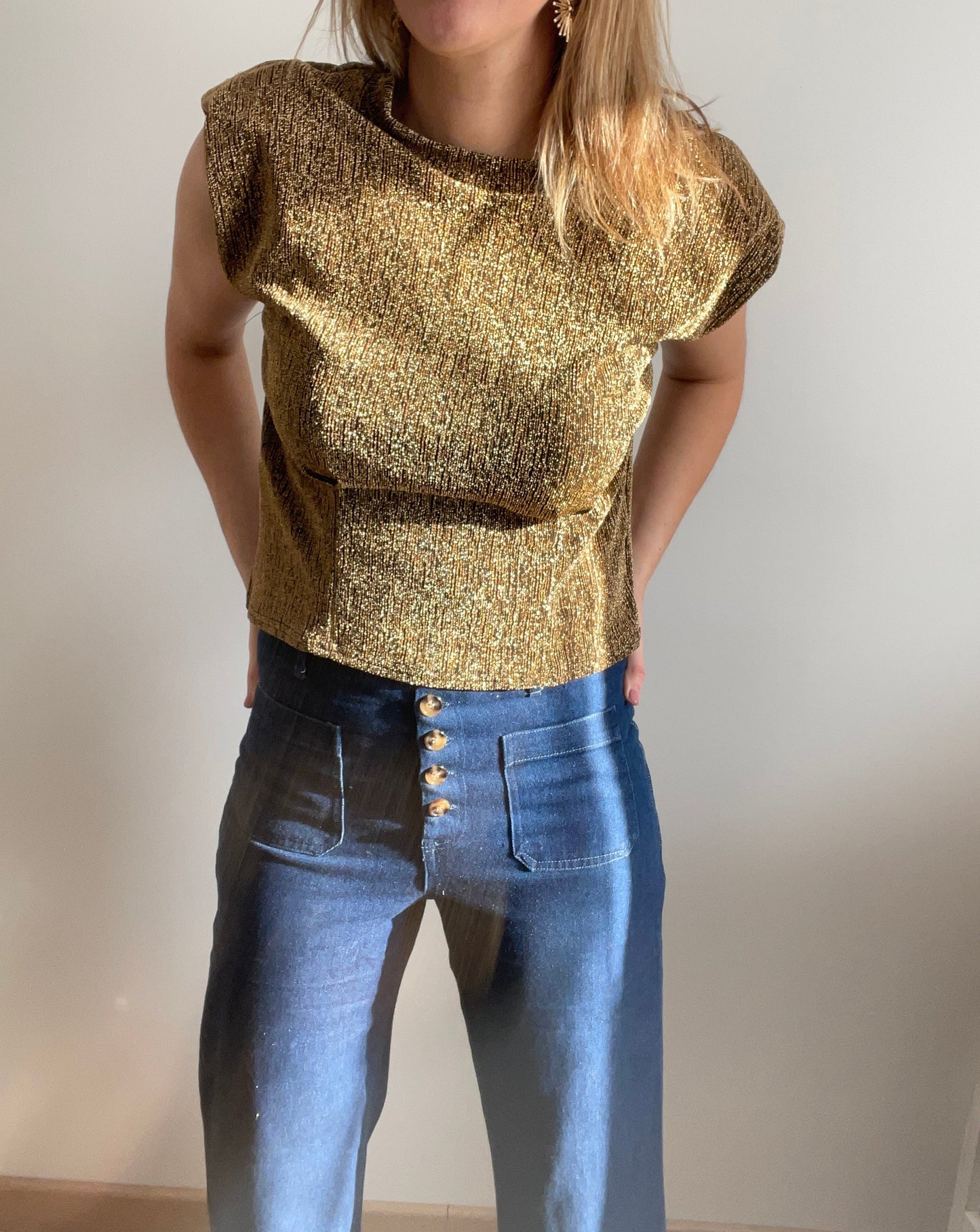 T-shirt doré paillettes Salomé