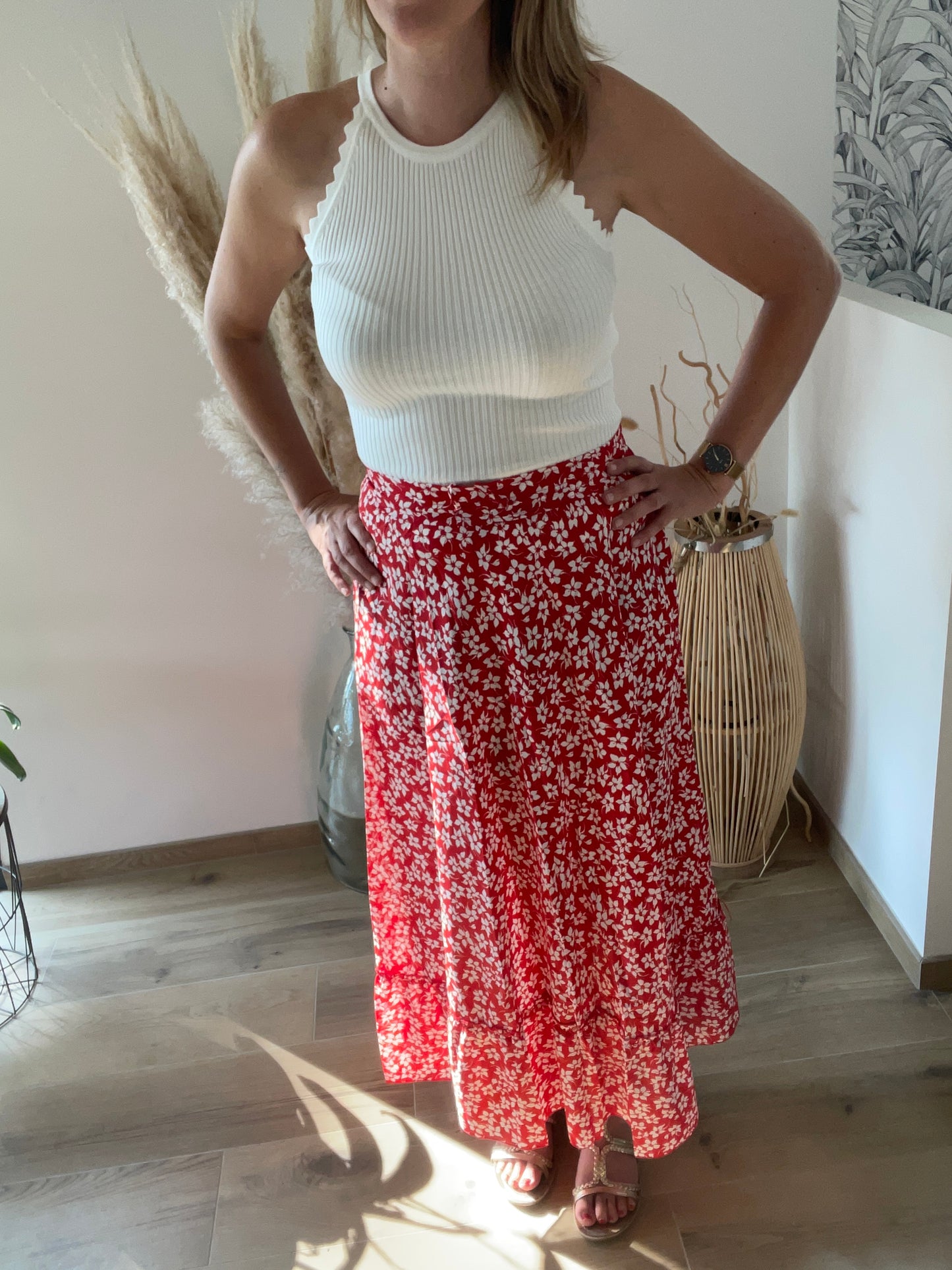 Jupe rouge motifs fleurs JULIE