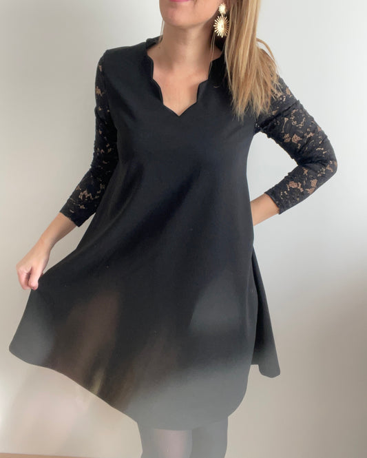 Robe noire EVA